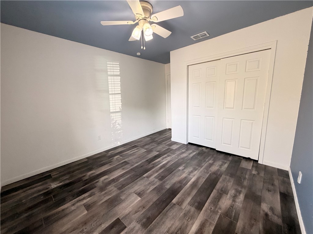 2310 Vialoux Dr Property Photo 27