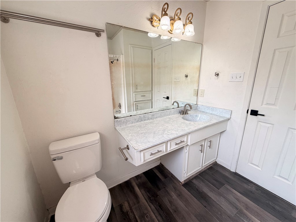 2310 Vialoux Dr Property Photo 34