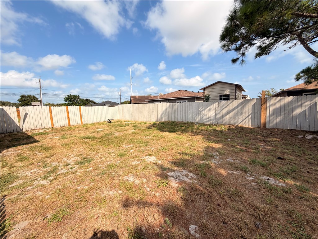 2310 Vialoux Dr Property Photo 37