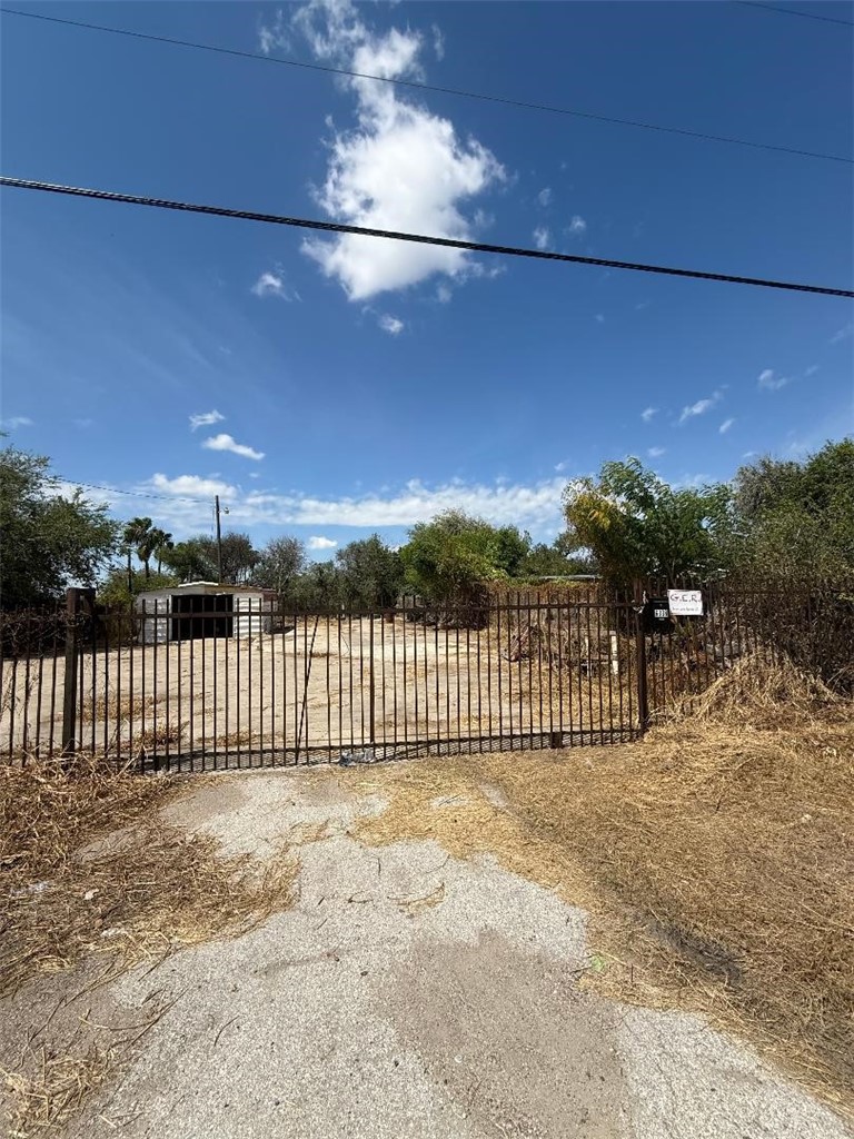 6338 Old Brownsville Road Property Photo 1