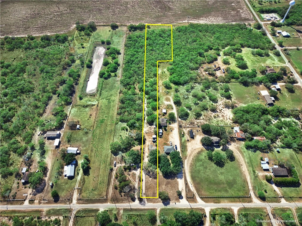 235 N County Road 1050 Property Photo 4