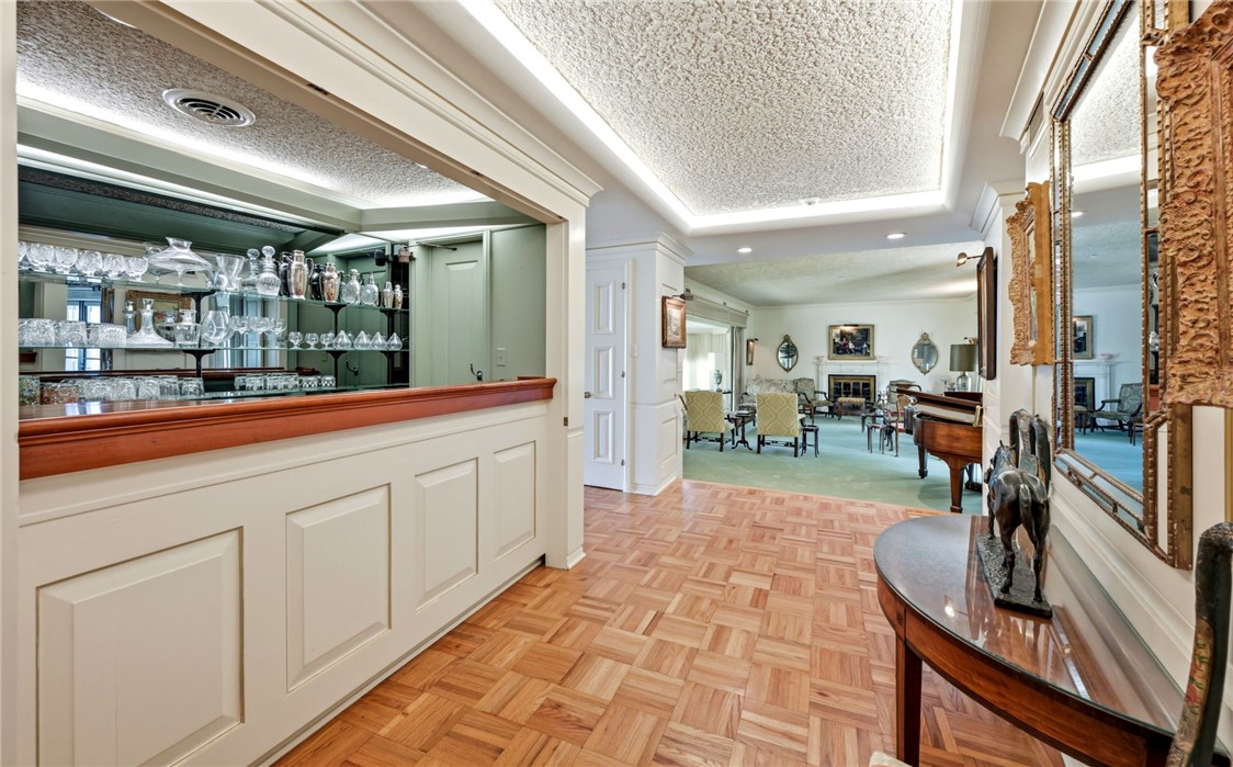 4002 Ocean Dr Property Photo 8