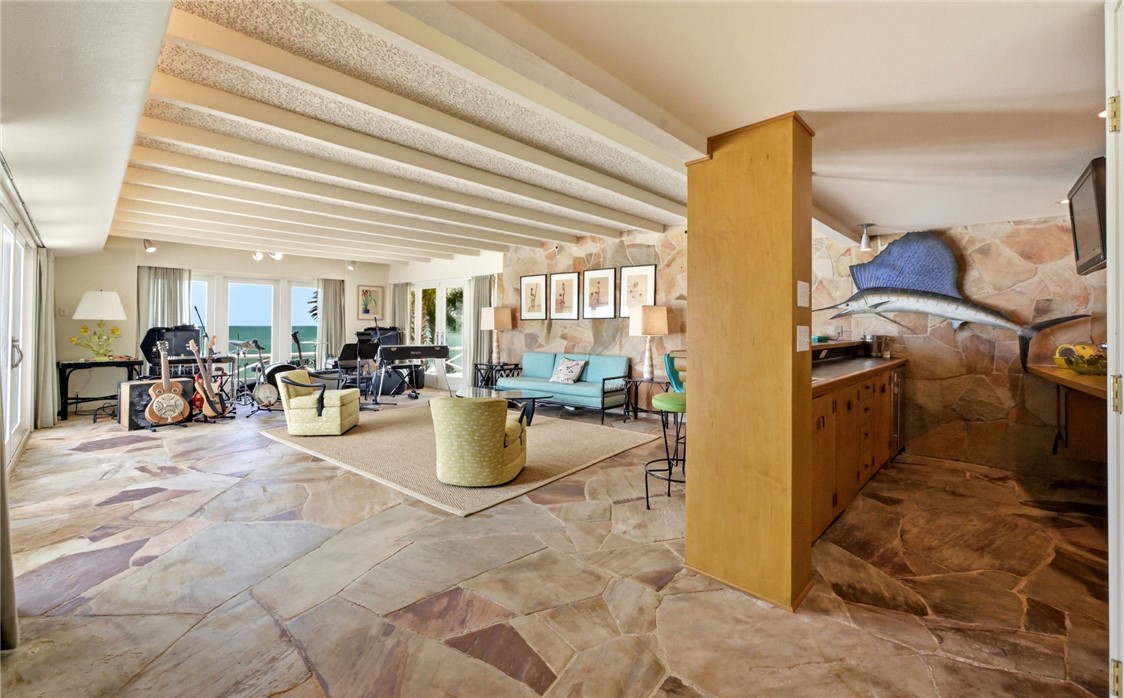 4002 Ocean Dr Property Photo 35