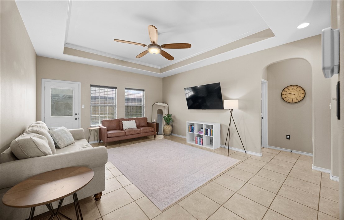 3105 Masterson Dr Property Photo 3