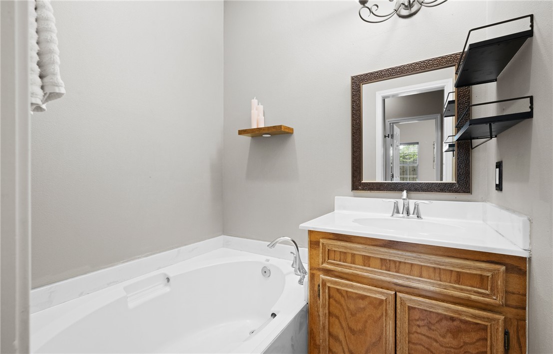 3105 Masterson Dr Property Photo 13