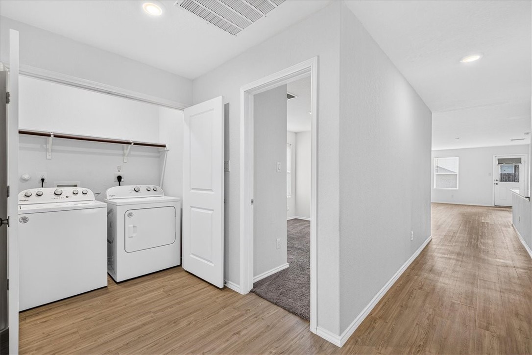 2722 Winterfell St Property Photo 10