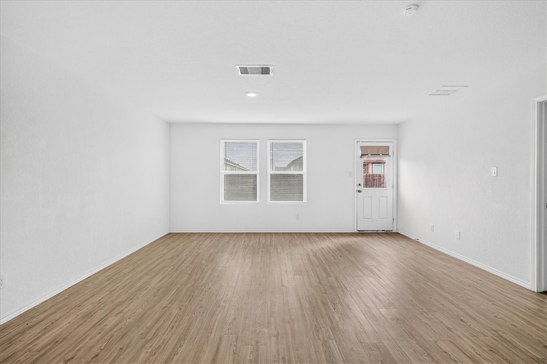 2722 Winterfell St Property Photo 12