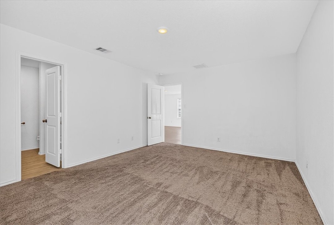 2722 Winterfell St Property Photo 23