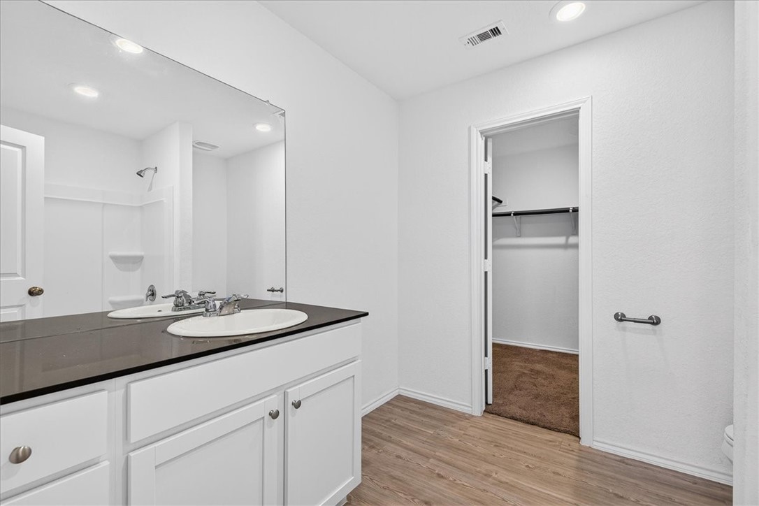 2722 Winterfell St Property Photo 24