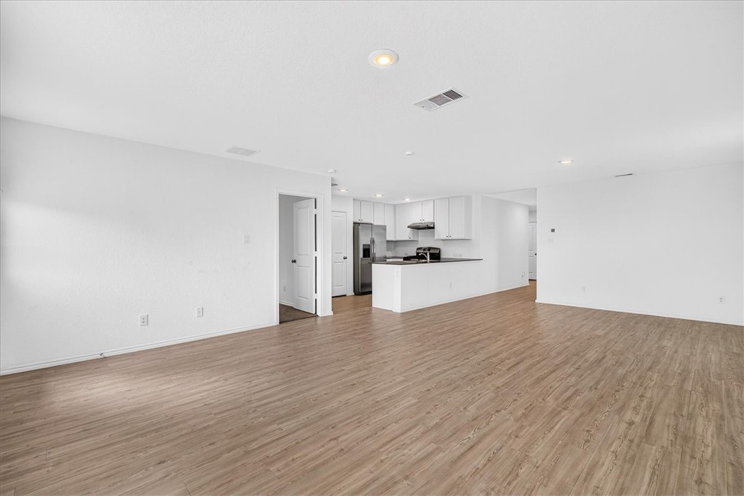 2722 Winterfell St Property Photo 42