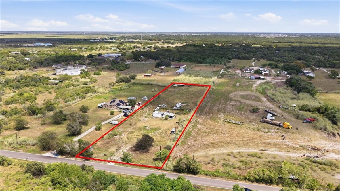 2228 Kenny Property Photo 6