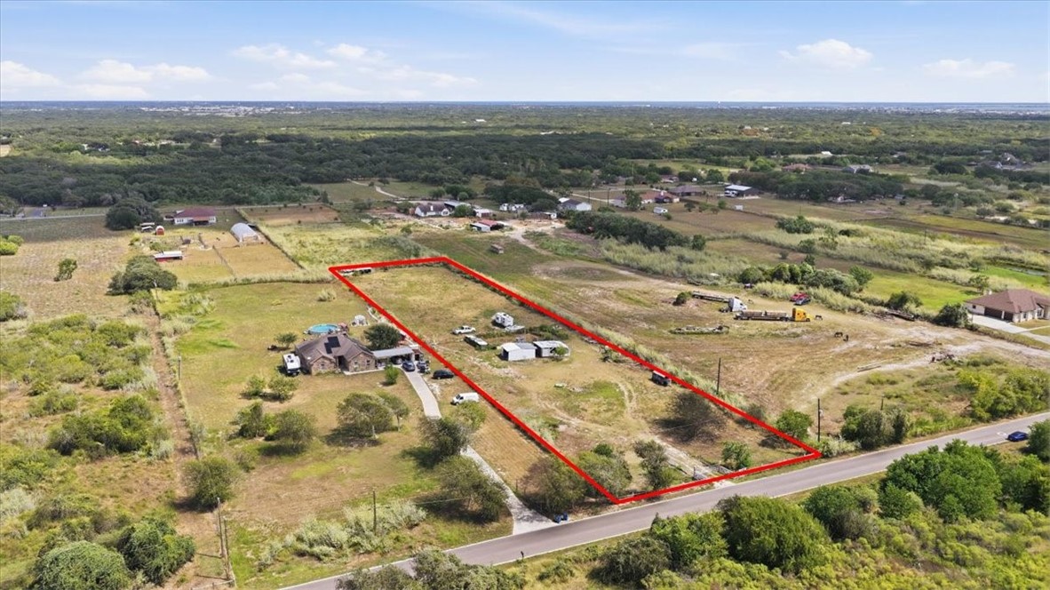 2228 Kenny Property Photo 7