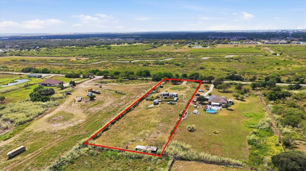 2228 Kenny Property Photo 8