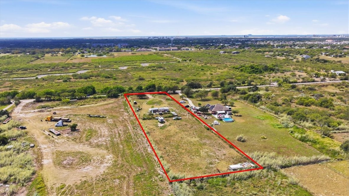 2228 Kenny Property Photo 9