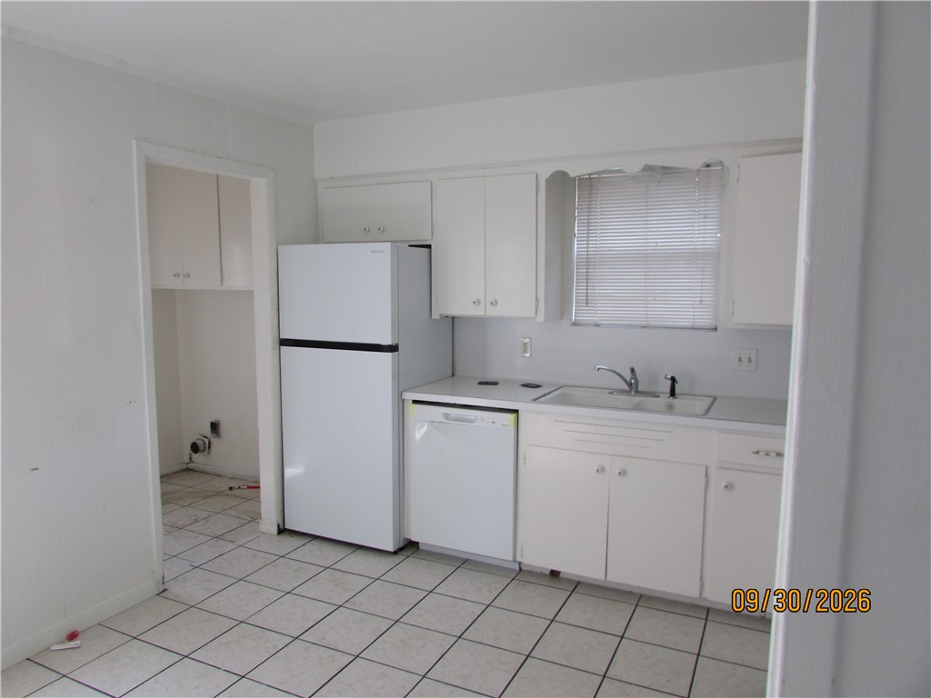 483194 Property Photo 4
