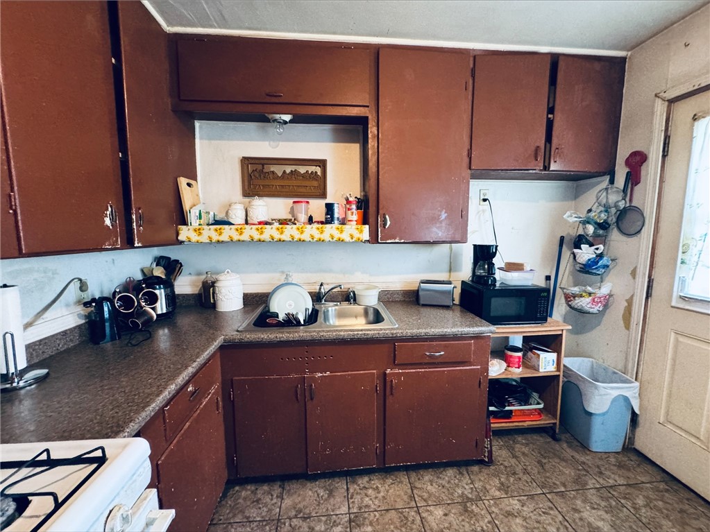 1634 Brentwood Dr Property Photo 6