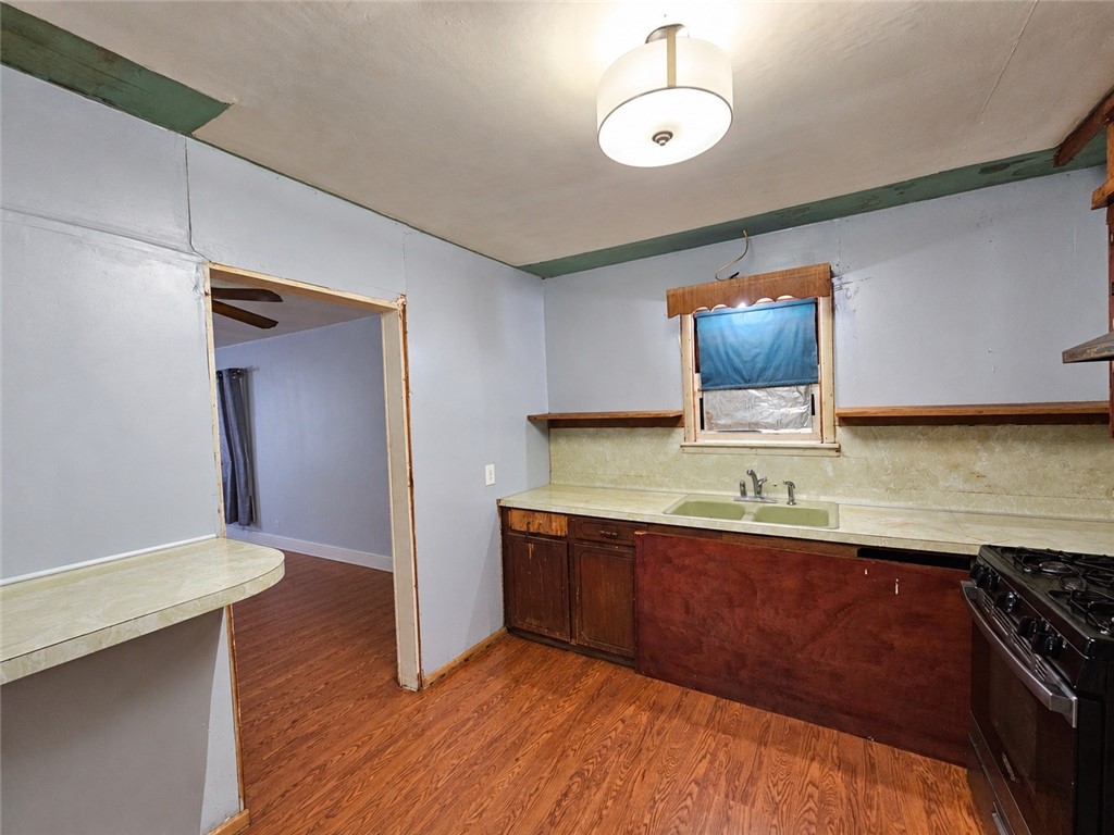 475 Cenizo St Property Photo 10