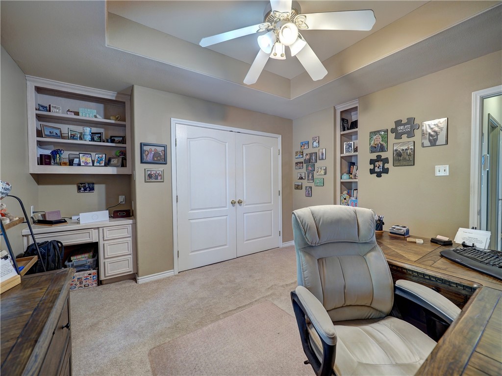 14405 Aquarius St Property Photo 28