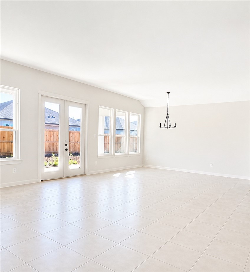 1437 Chloe Cay St. Property Photo 8