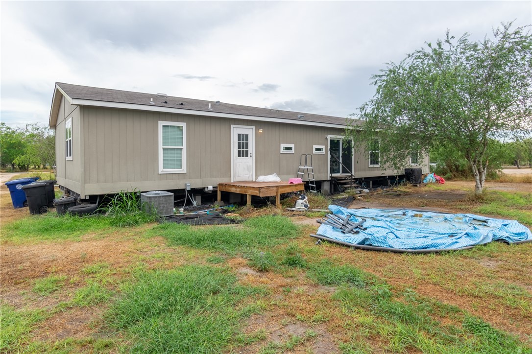 245 County Road 1341 Property Photo 24