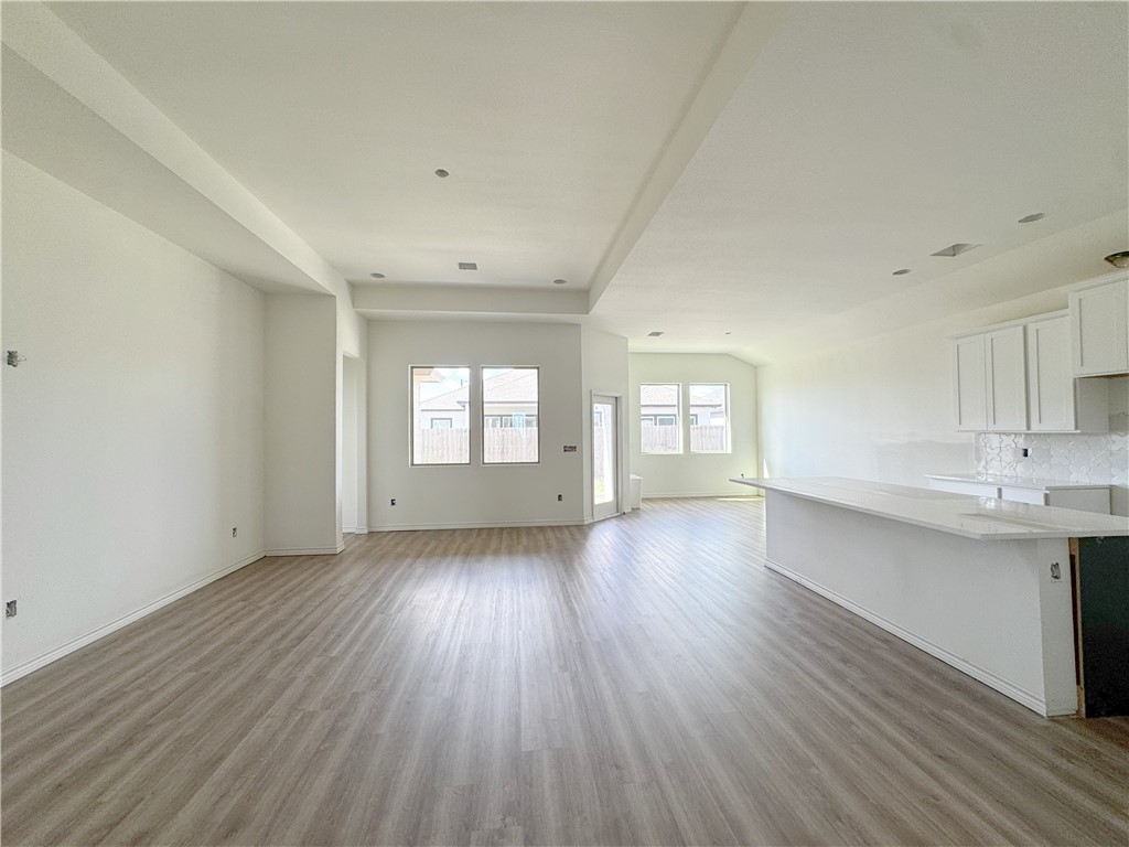 7909 Hulk Dr Property Photo 3