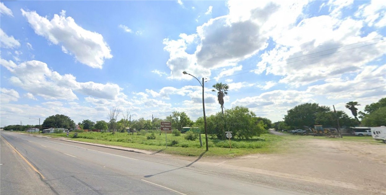 483227 Property Photo 1