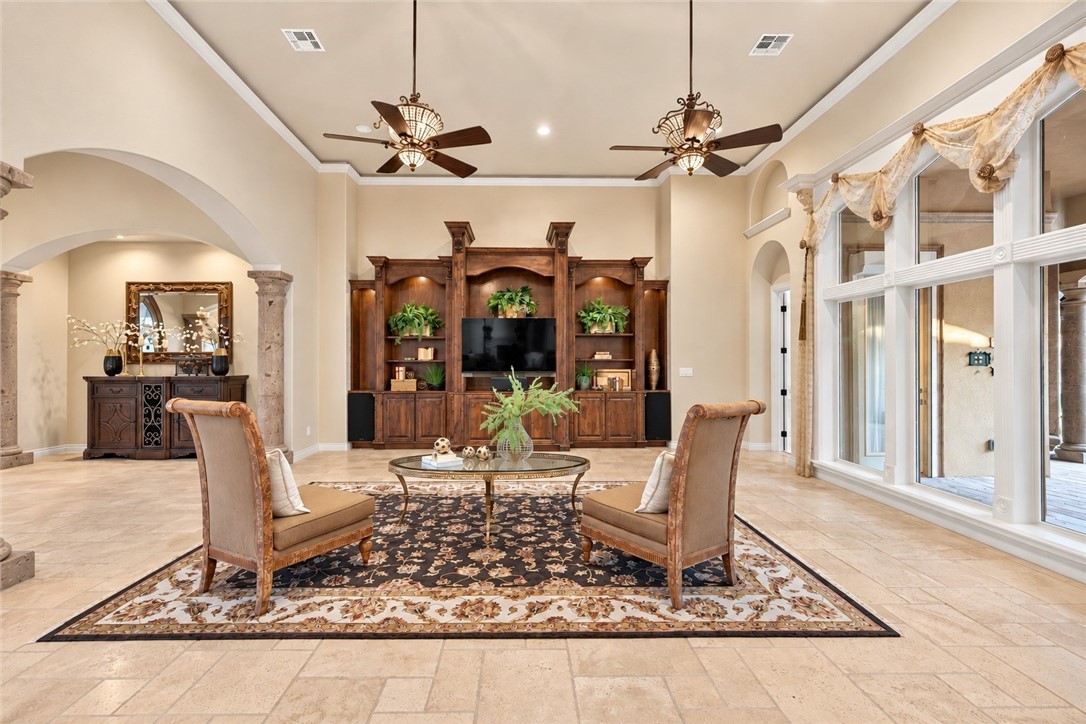 4718 Tuscan Way Property Photo 8