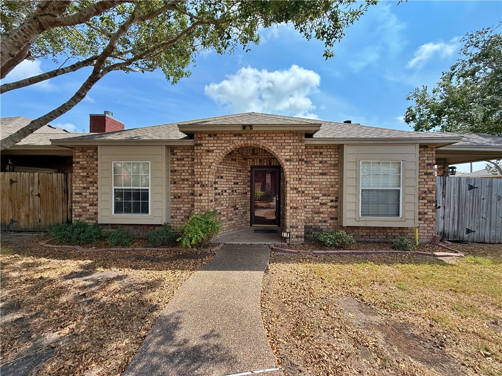7205 Mansions Dr V-1 Property Photo 1