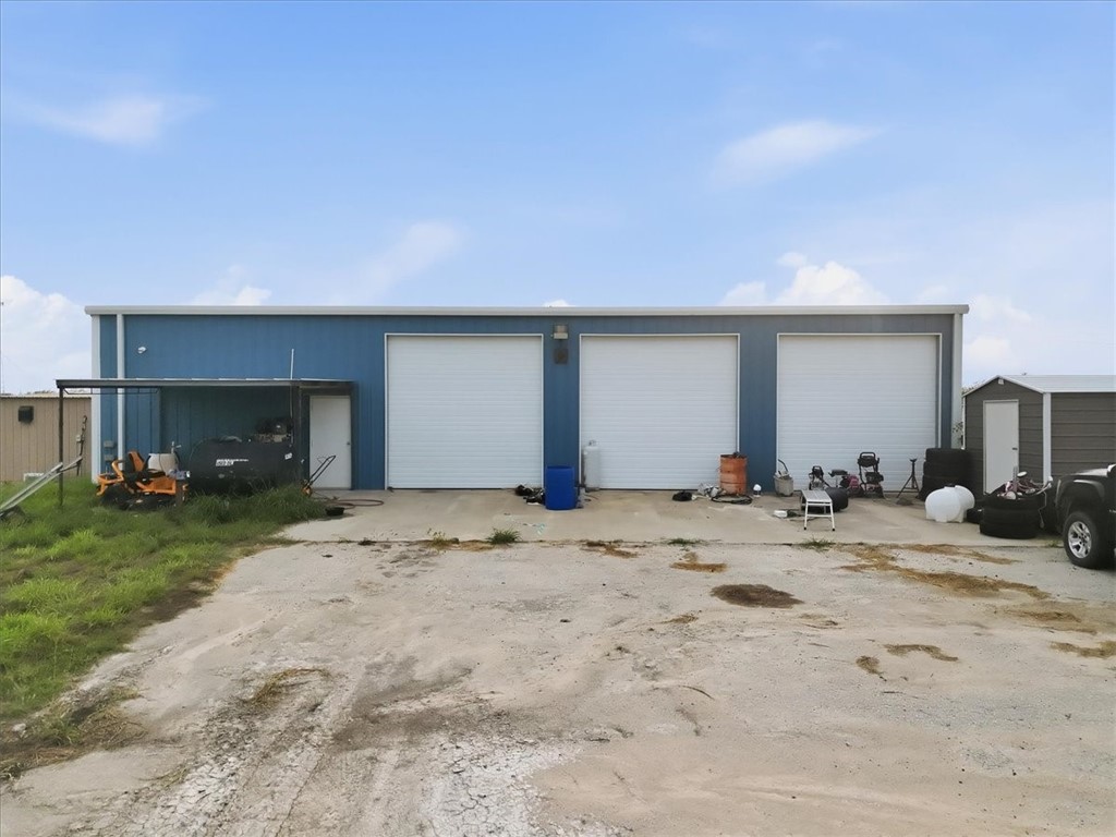 3128 Highway 281 Property Photo 4