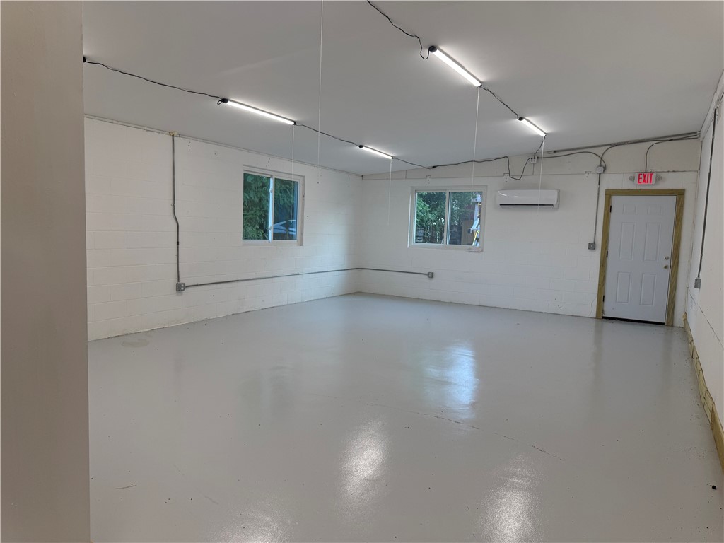 822 Market Commercial St Property Photo 3