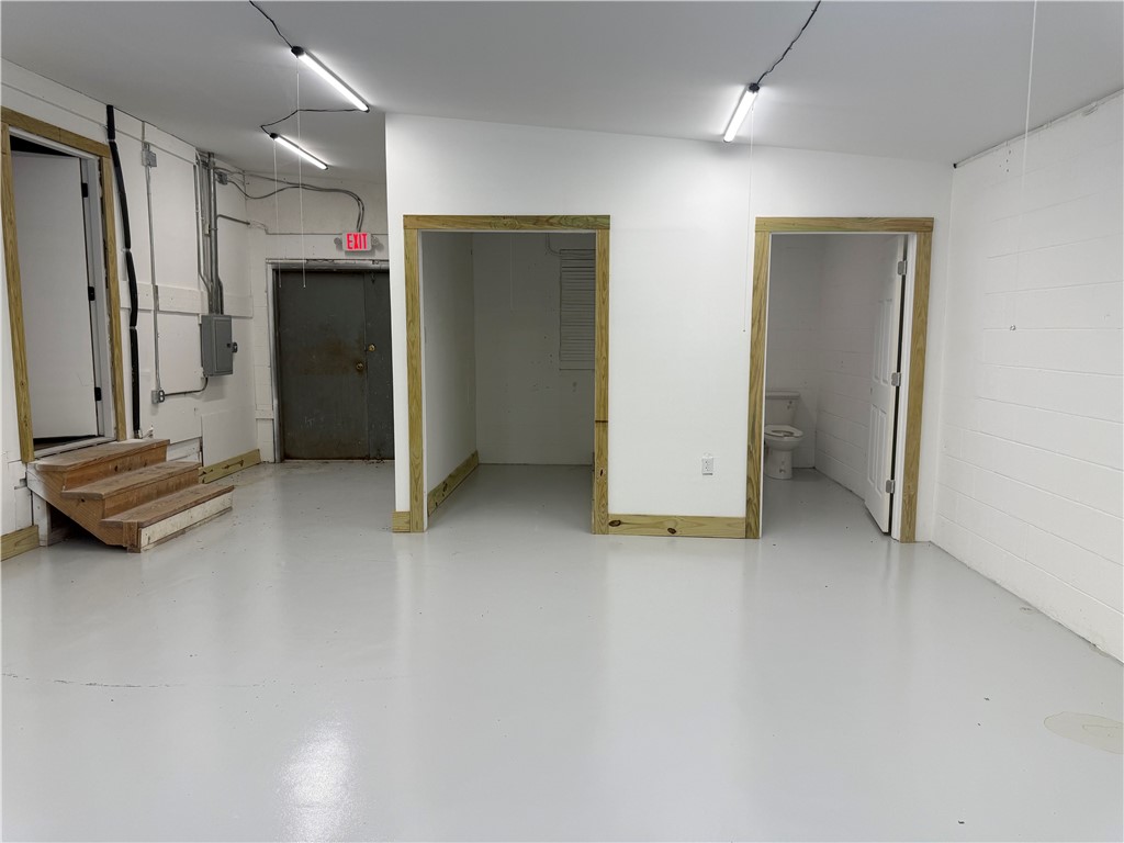 822 Market Commercial St Property Photo 6