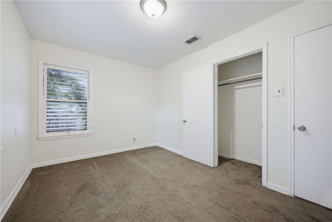 4301 Cherry St Property Photo 19
