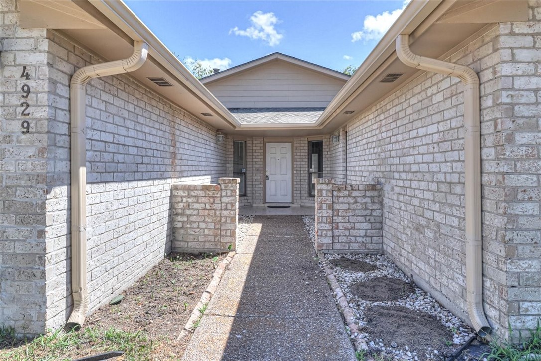 4929 Dusty Dawn Property Photo 2