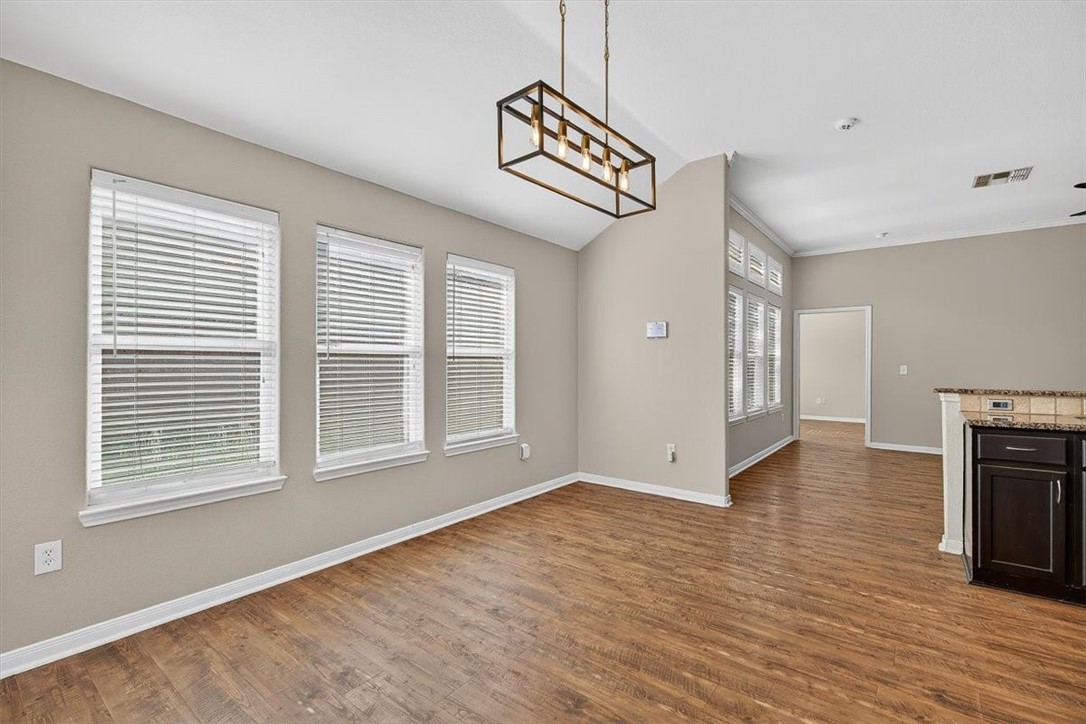 7506 Exeter Property Photo 14
