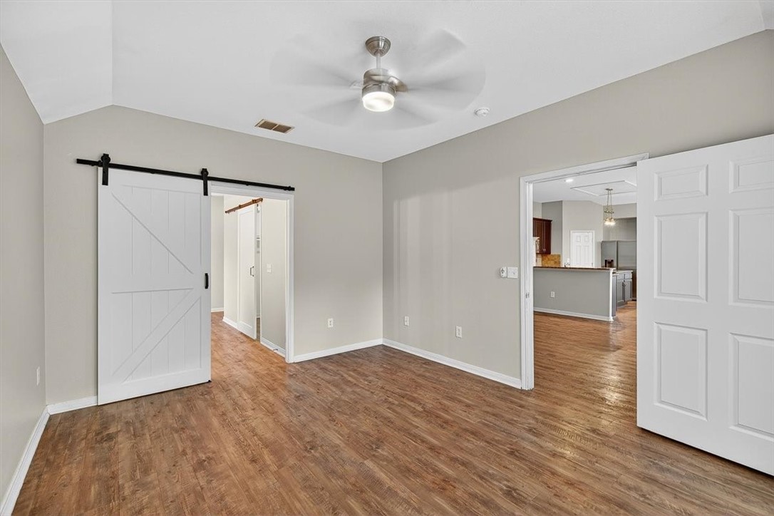 7506 Exeter Property Photo 20