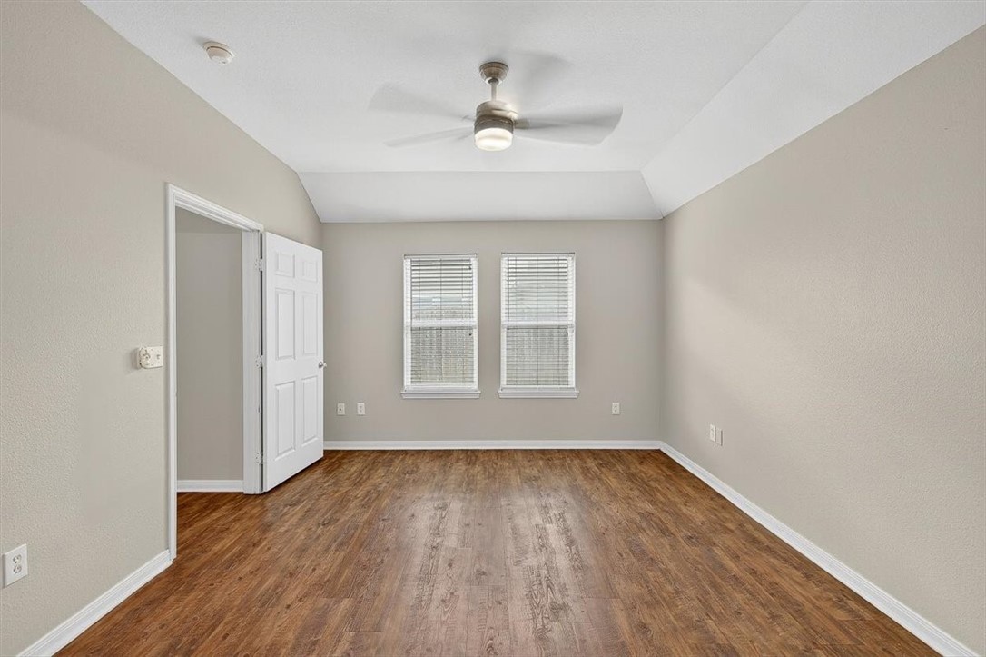 7506 Exeter Property Photo 21