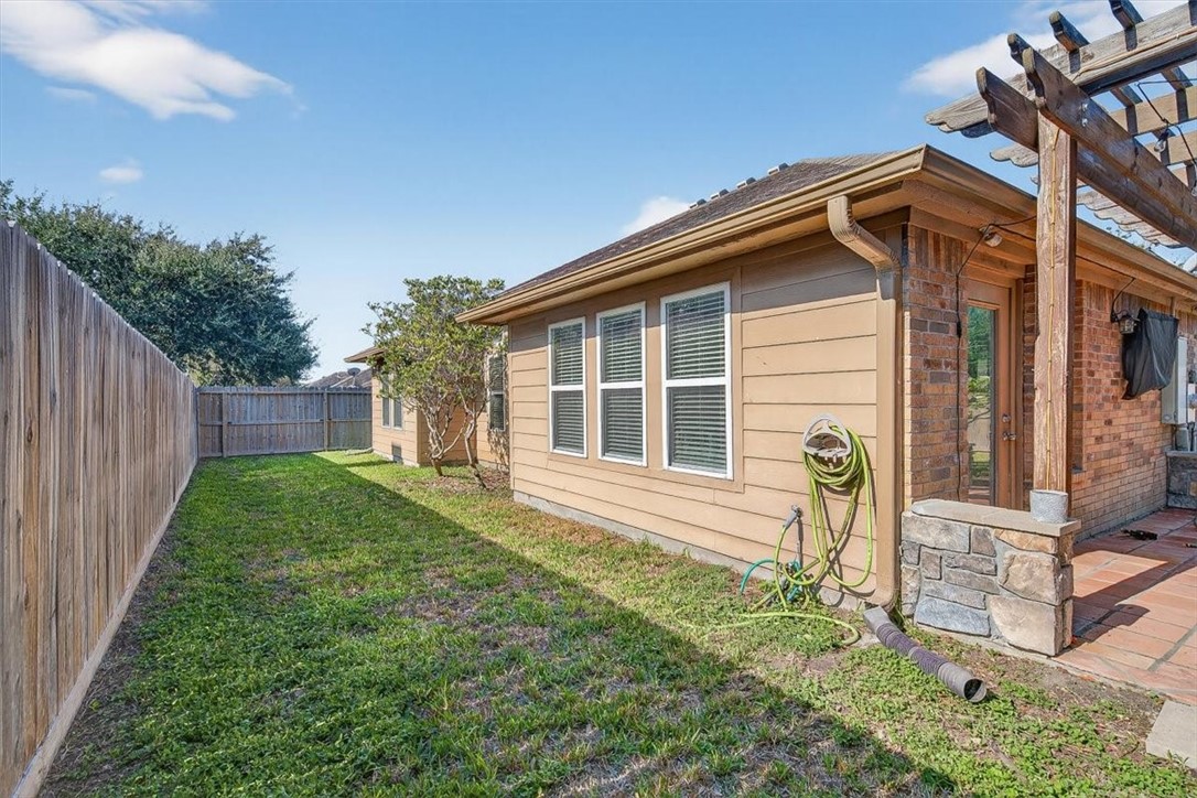 7506 Exeter Property Photo 37