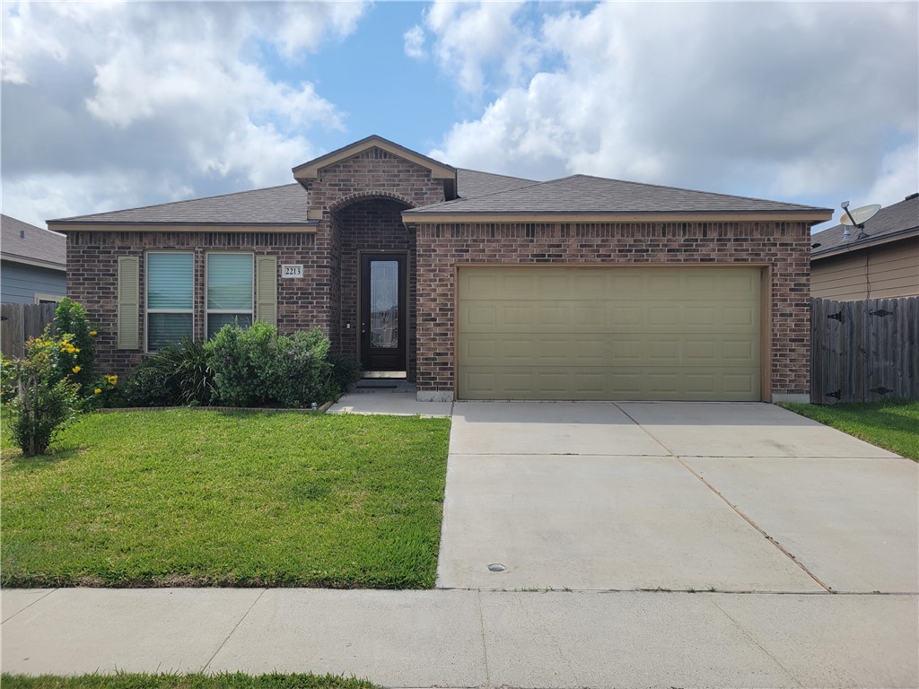 2213 Diamond Dr Property Photo 1