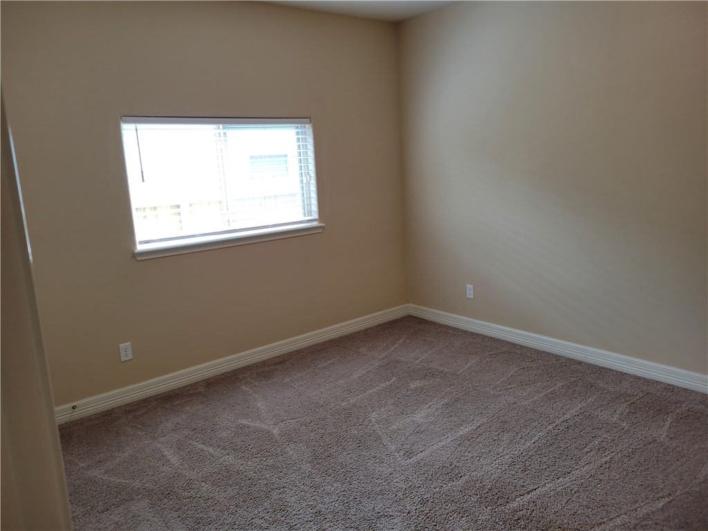 2213 Diamond Dr Property Photo 20