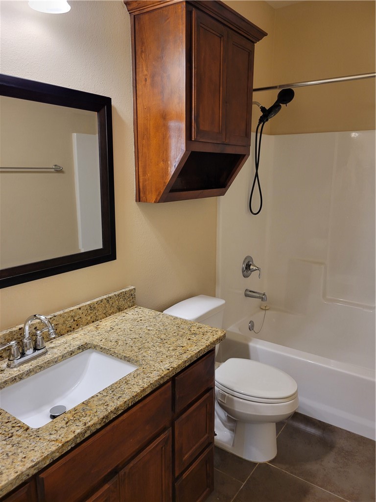 2213 Diamond Dr Property Photo 21