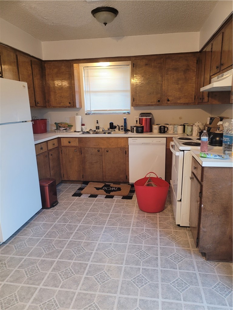 11664 Flatrock Crossing Property Photo 3