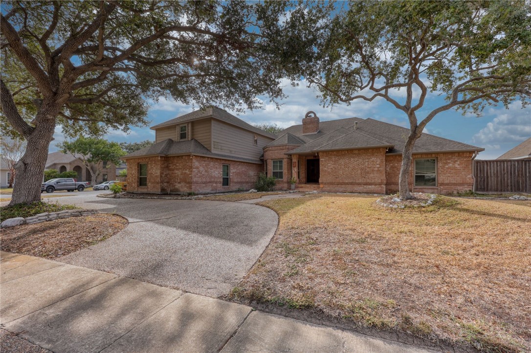 7629 Lake Bolsena Dr Property Photo 7