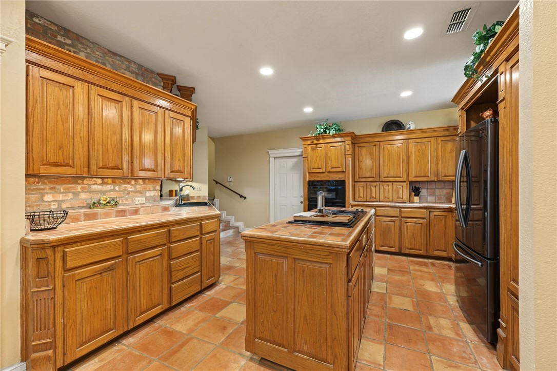 7629 Lake Bolsena Dr Property Photo 21