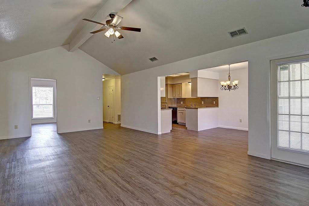 4305 Beard Dr Property Photo 7