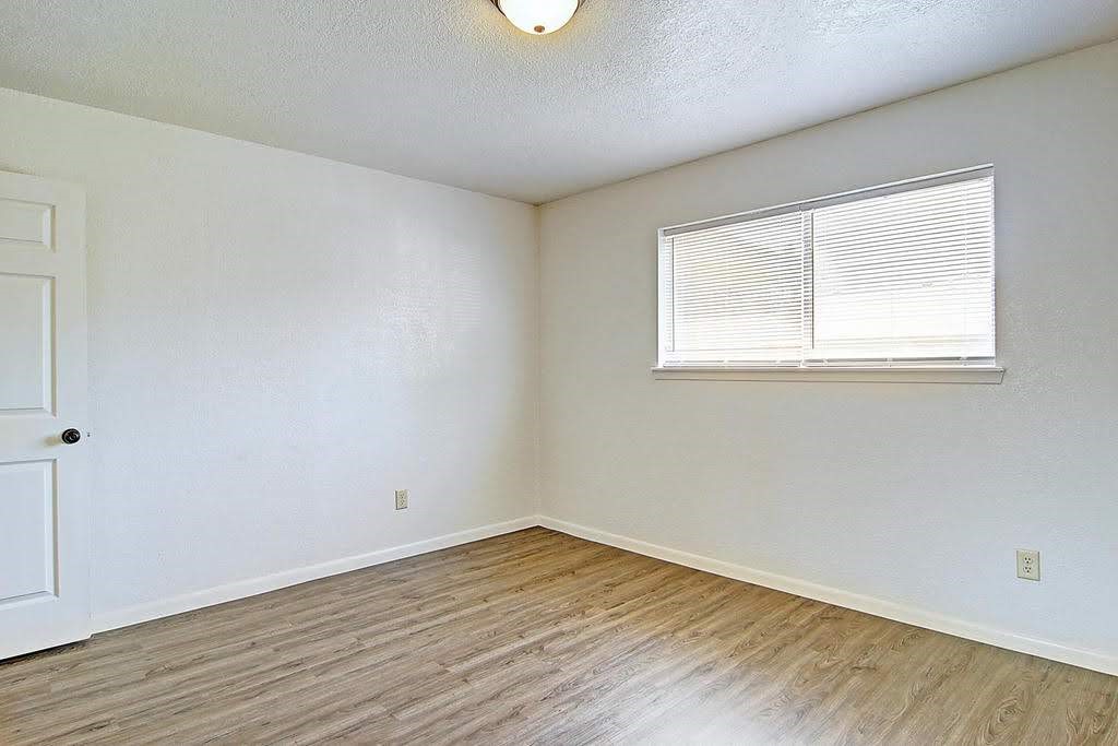 4305 Beard Dr Property Photo 30