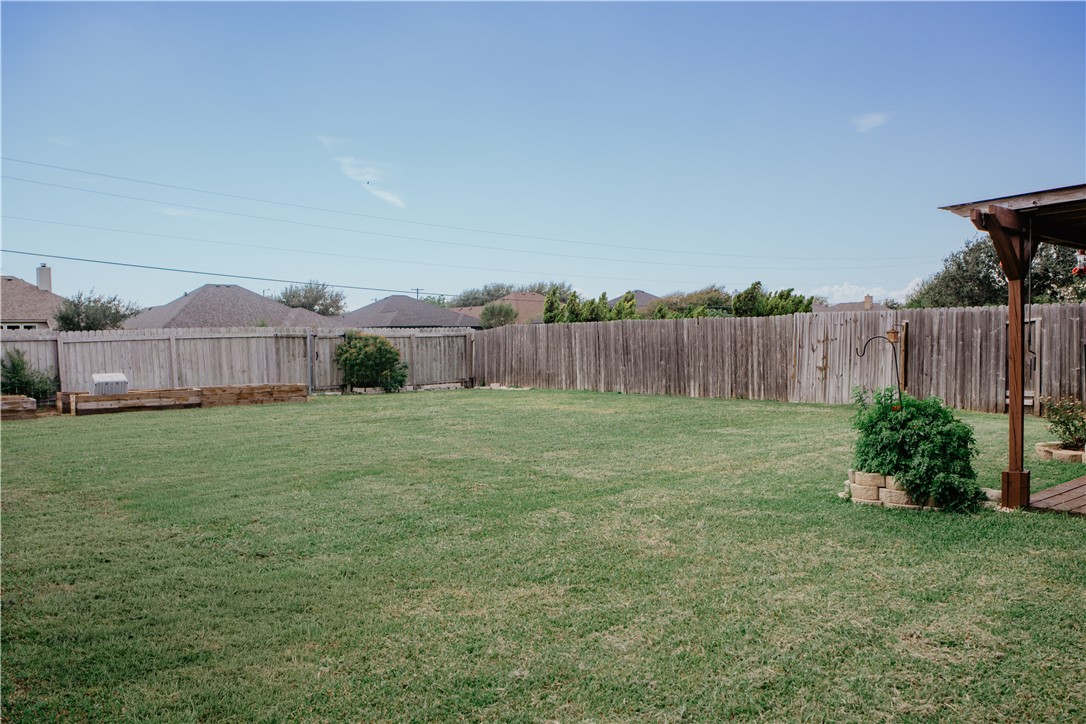 2114 Mendocino Dr Property Photo 7