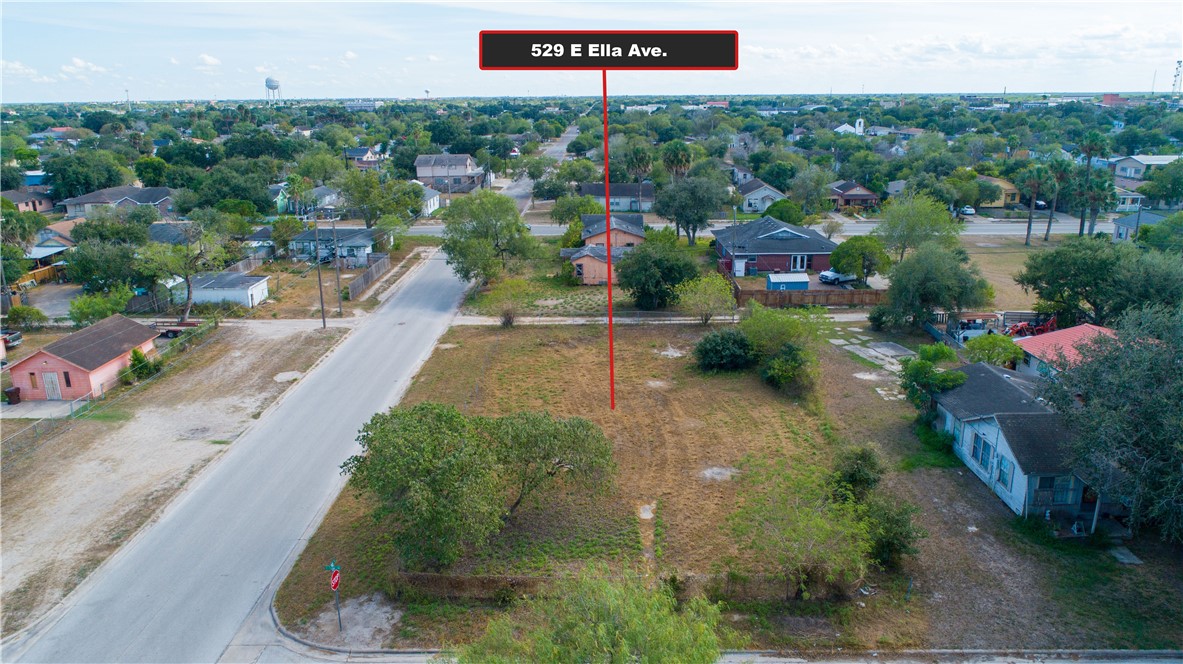 529 E Ella Ave Property Photo 1