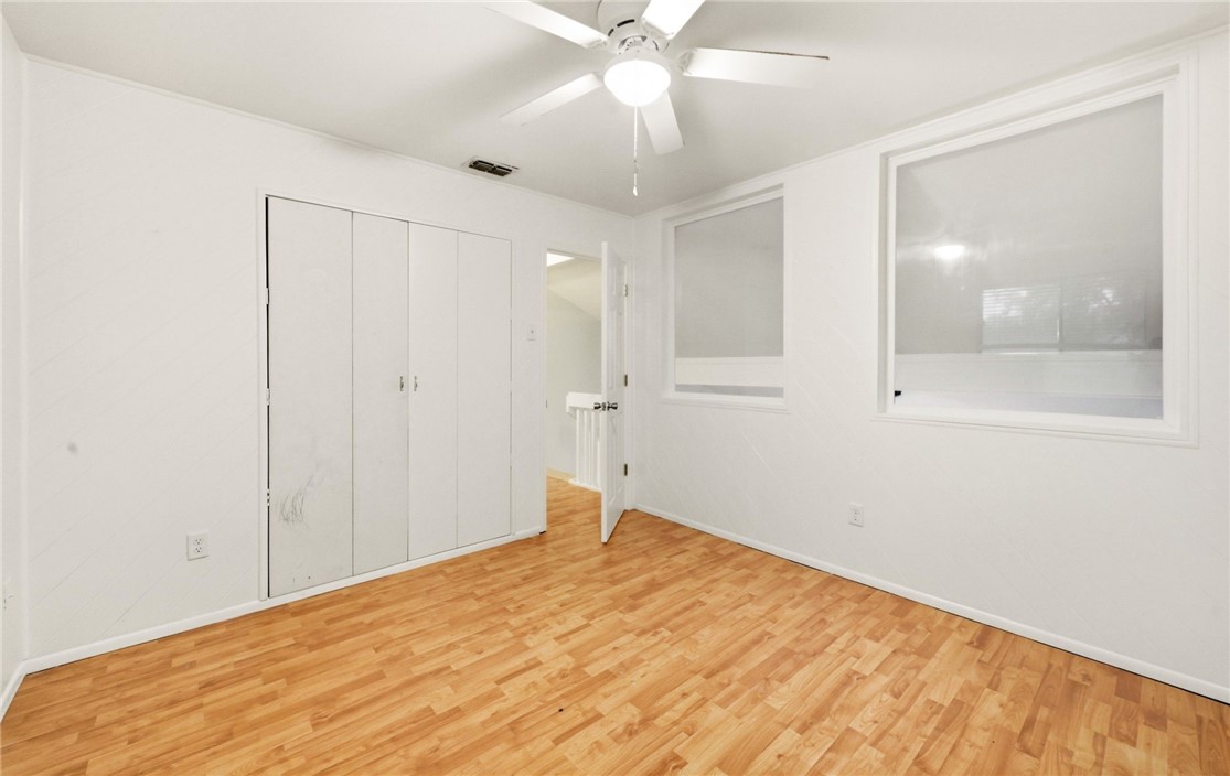 5305 Woodgate Dr Property Photo 18