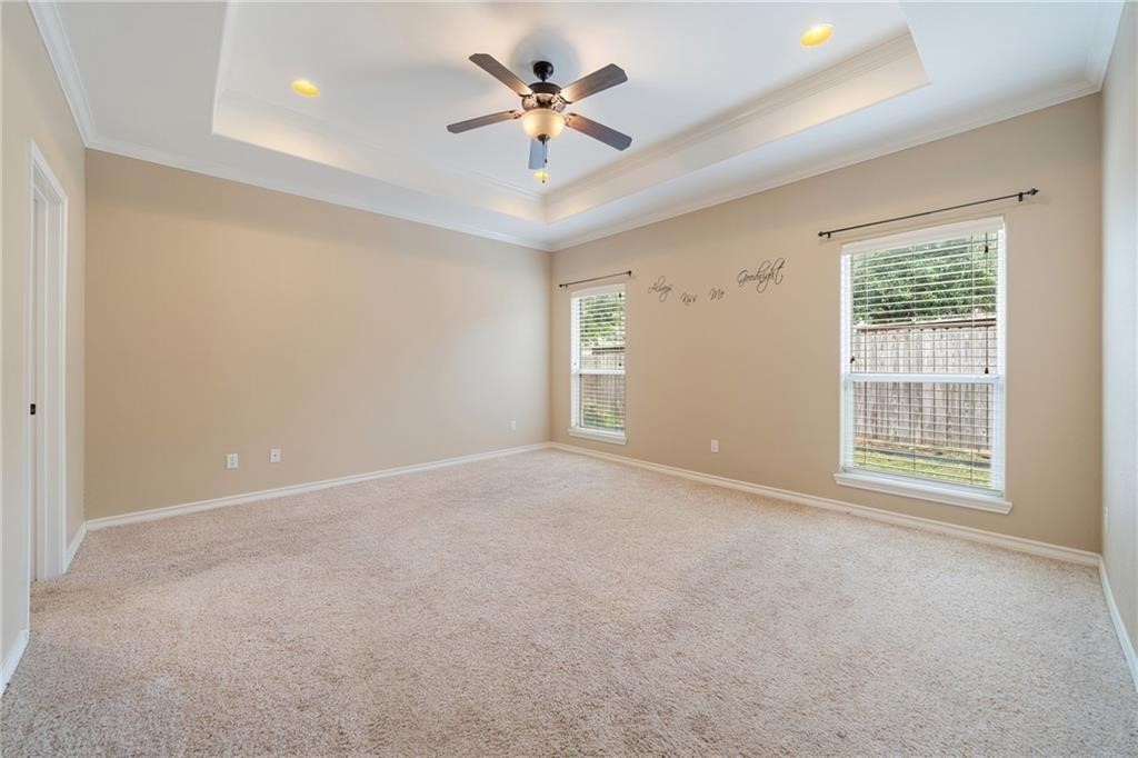 14809 Columbia River Dr Property Photo 8