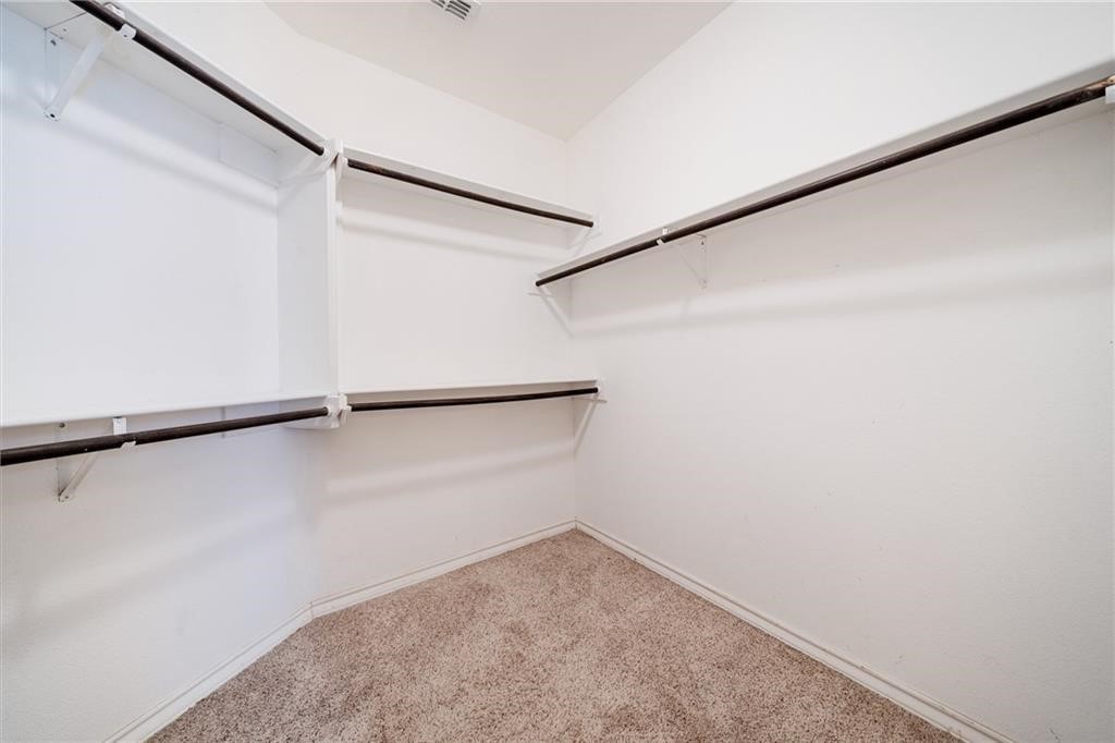 14809 Columbia River Dr Property Photo 24